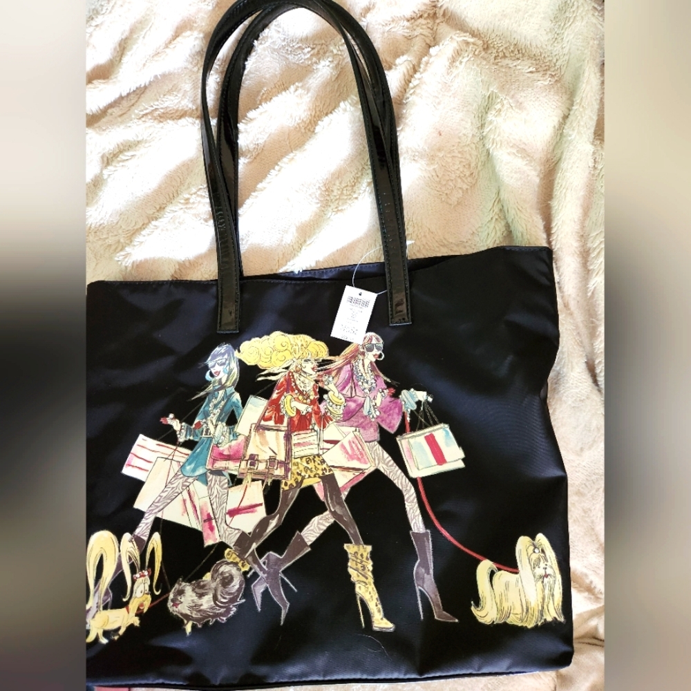 Chicos picture Bag with a makeup pouch